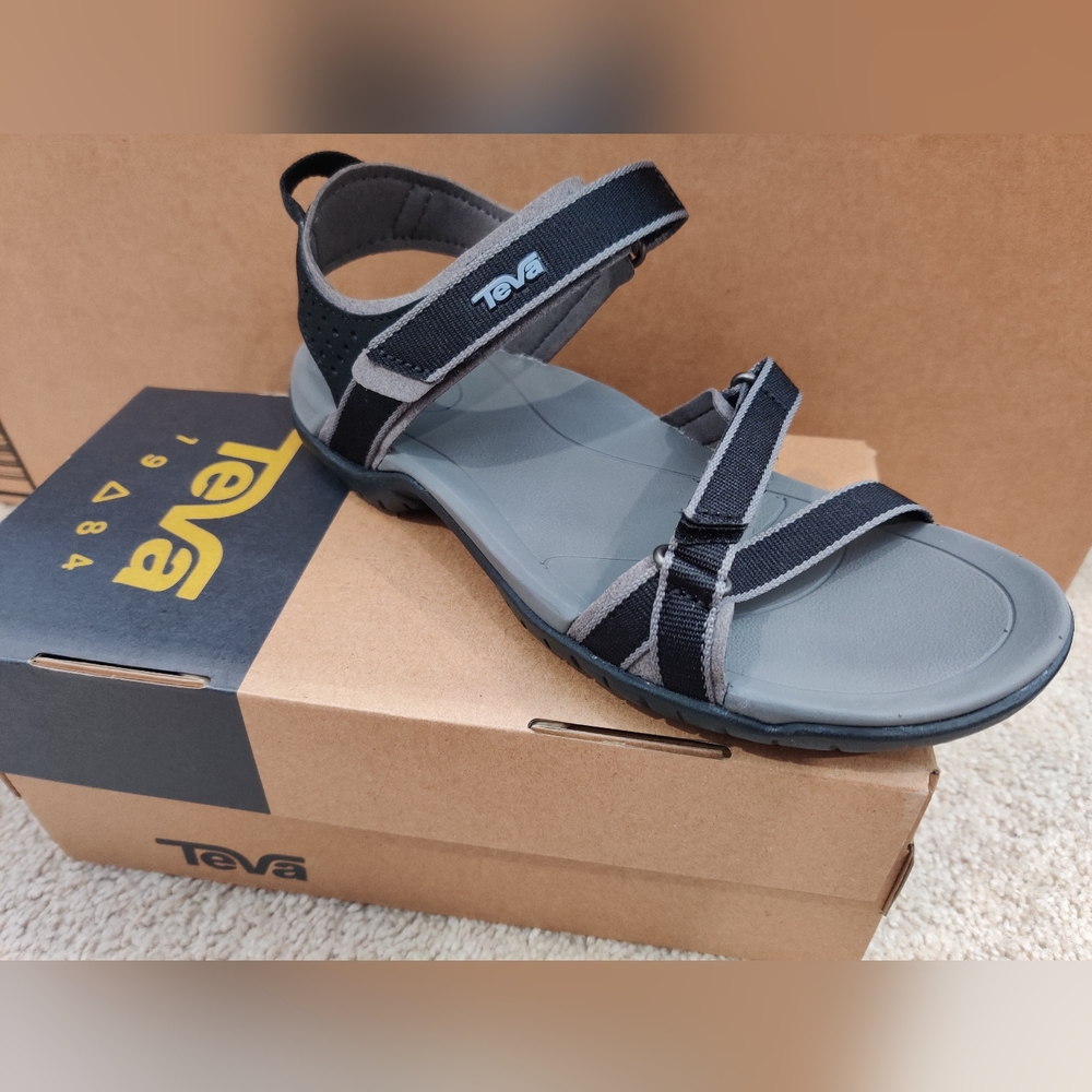 TEVA Verra Sandals